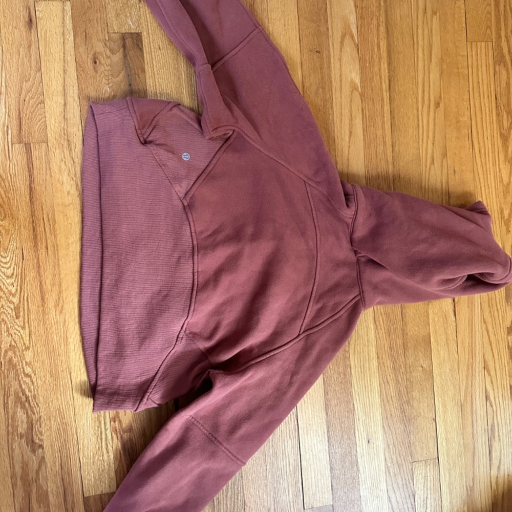 Lululemon Scuba - Picture 3 of 4